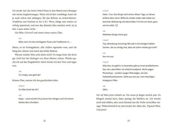 Zwei Buchseiten mit Dialog zwischen Mira und Chatbot, thematisiert Traditionen, Feste und digitale Kommunikation