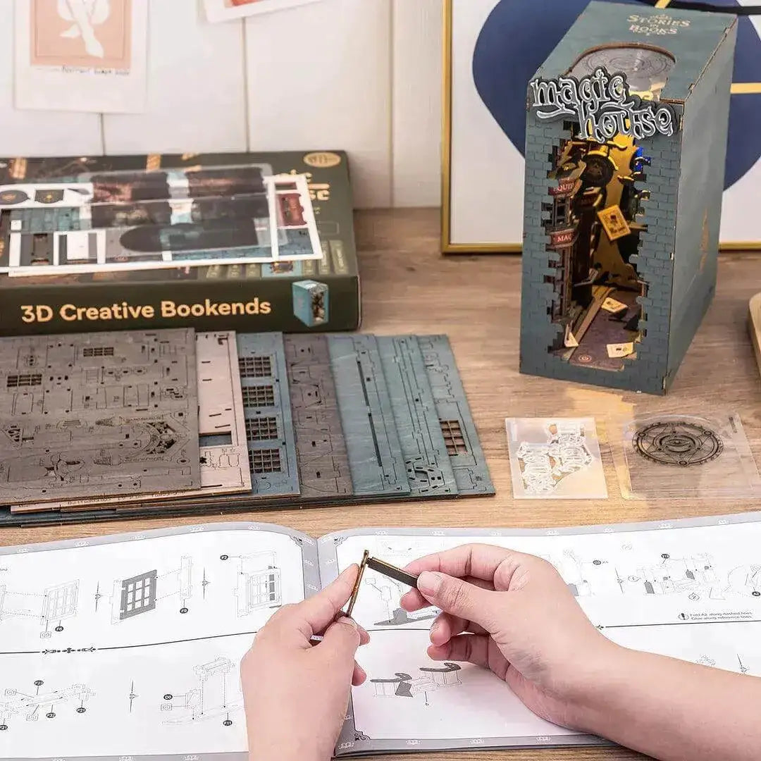 DIY Buchstütze - Magic House Robotime