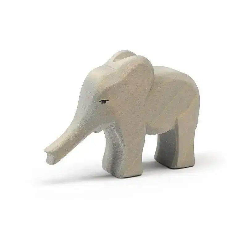 Elefant klein Rüssel gestreckt Ostheimer
