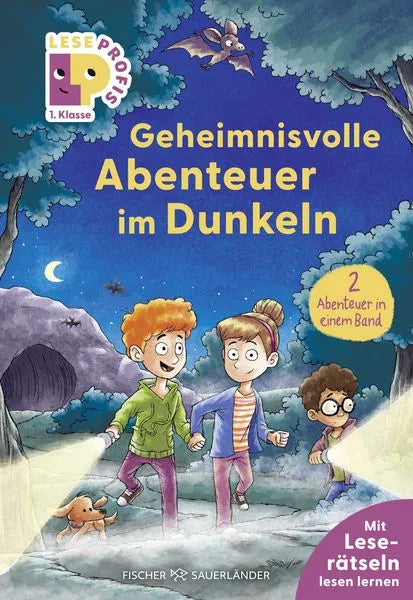 Geheimnisvolle Abenteuer im Dunkeln – Lesebuch mit Rätseln für 1. Klasse, nachtliche Waldszene mit Kindern und Taschenlampen