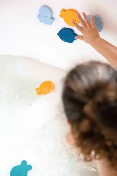 quut-badesticker-fishing-bath-stickers-deep-sea-kunstundspiel-4 - kunstundspiel 