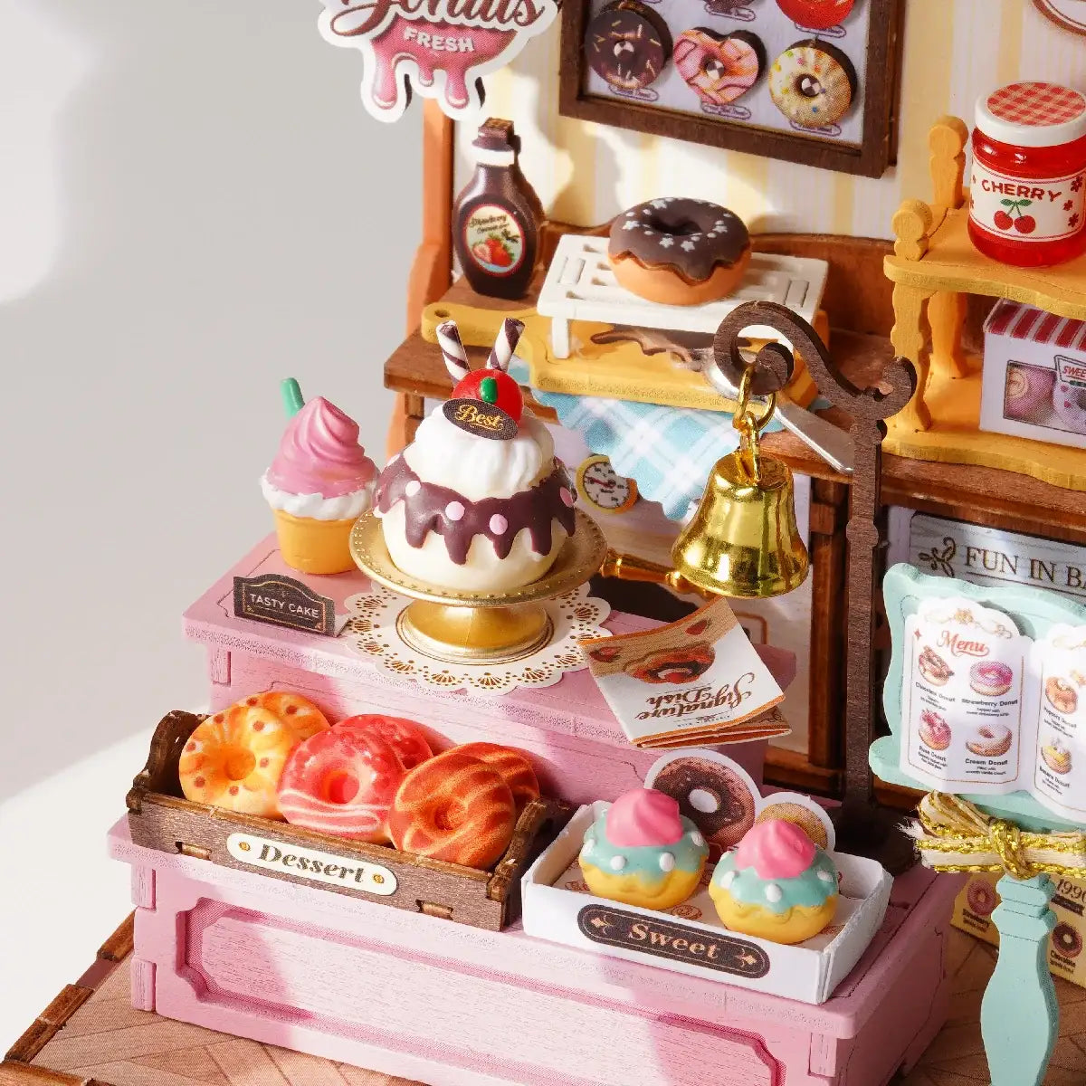 Sweetie-sDonutShop-6-3_1800x_1317d459-7d90-4acf-8258-a20a7bc729bf - kunstundspiel 
