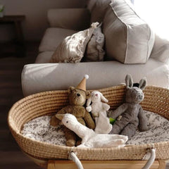 schlenker-tierpuppe-bar-klein-or-beige-kunstundspiel-4 - kunstundspiel 