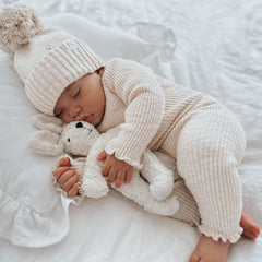 tierpuppen-baby-hase-or-weiss-kunstundspiel-3 - kunstundspiel 